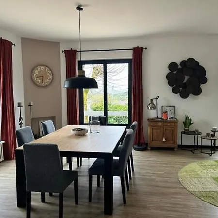 - Le Clos Des Peres Casa de Férias Monflanquin