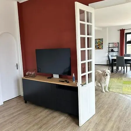 - Le Clos Des Peres Casa de Férias Monflanquin