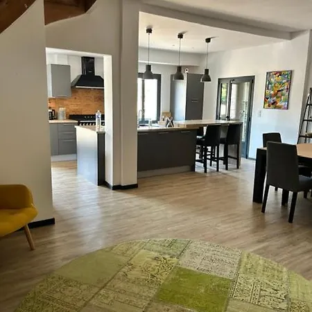 - Le Clos Des Peres * Monflanquin