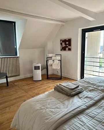 - Le Clos Des Peres * Monflanquin